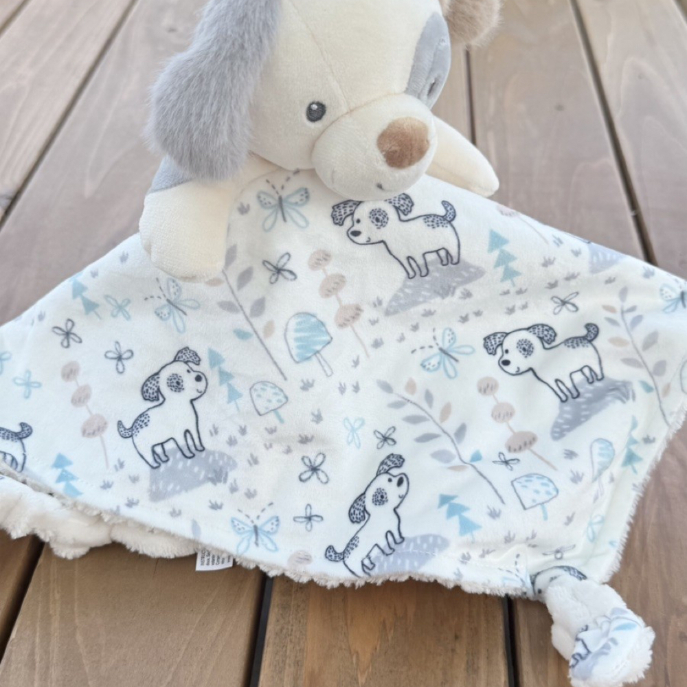 Mary Meyer Sparky Puppy Dog Character Blanket Knotted Baby Lovey Security